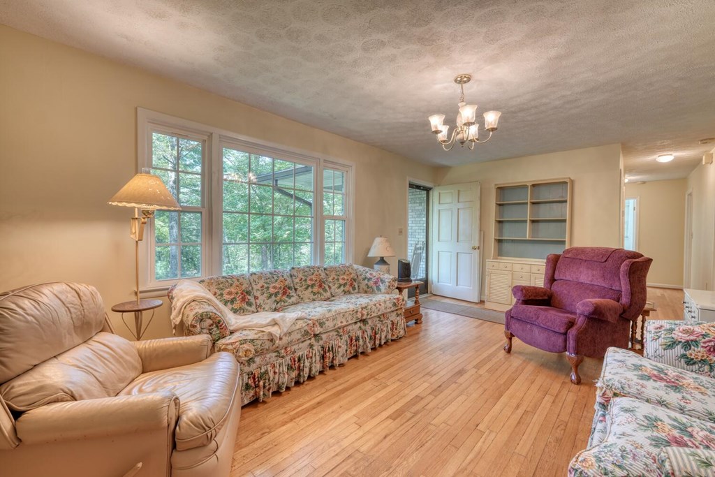 374 Moore Hill Road Hayesville, NC 28904 - Photo 9 of 45 Gallery Image 9