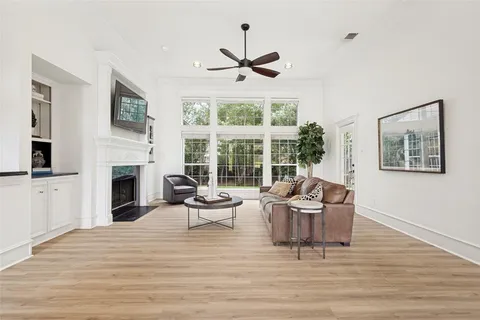$750,000 | 2621 Bierstadt Drive, Highland Village, TX 75077