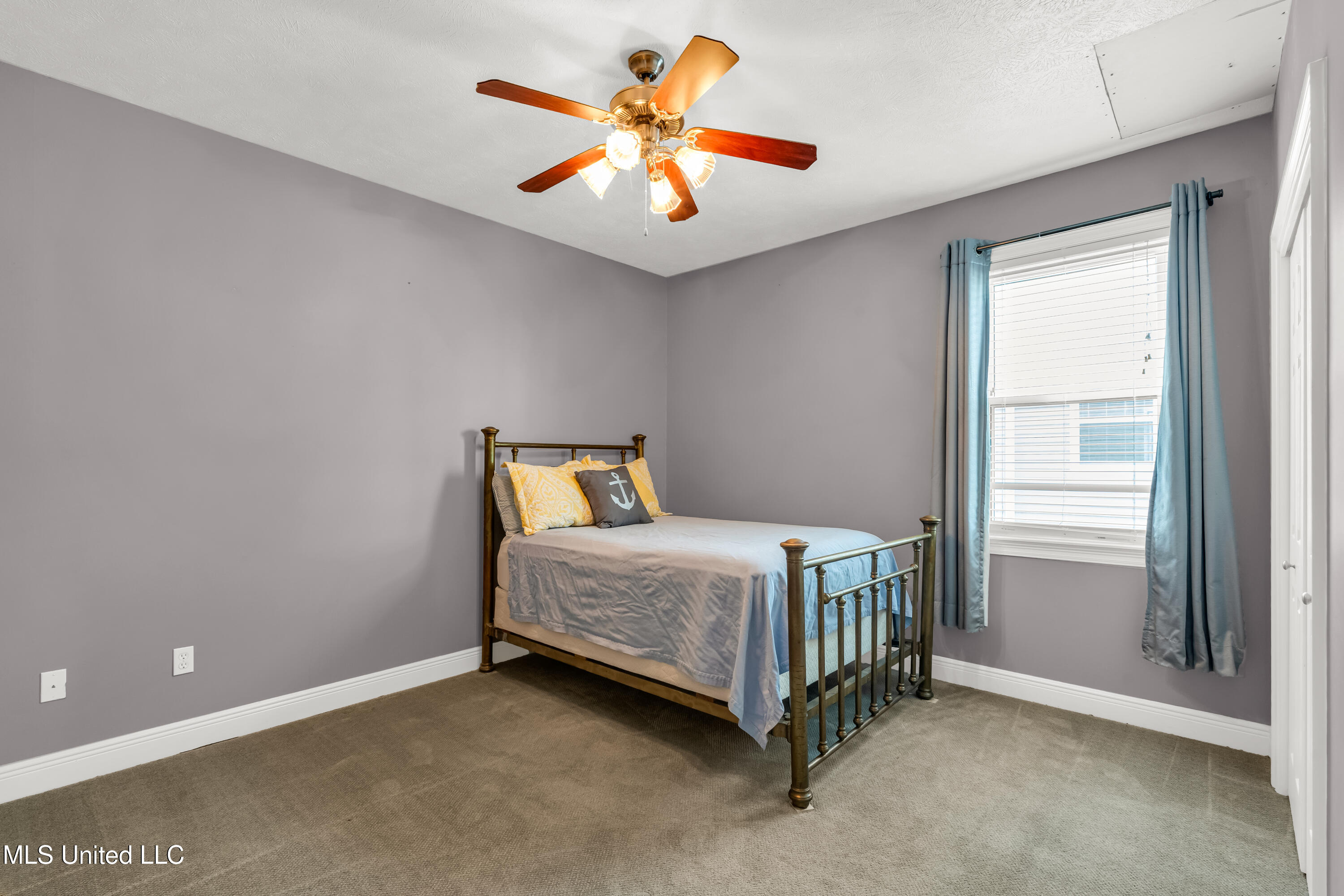 4161 Ireland Street Bay St. Louis, MS 39520 - Photo 6 of 25 DSC00521