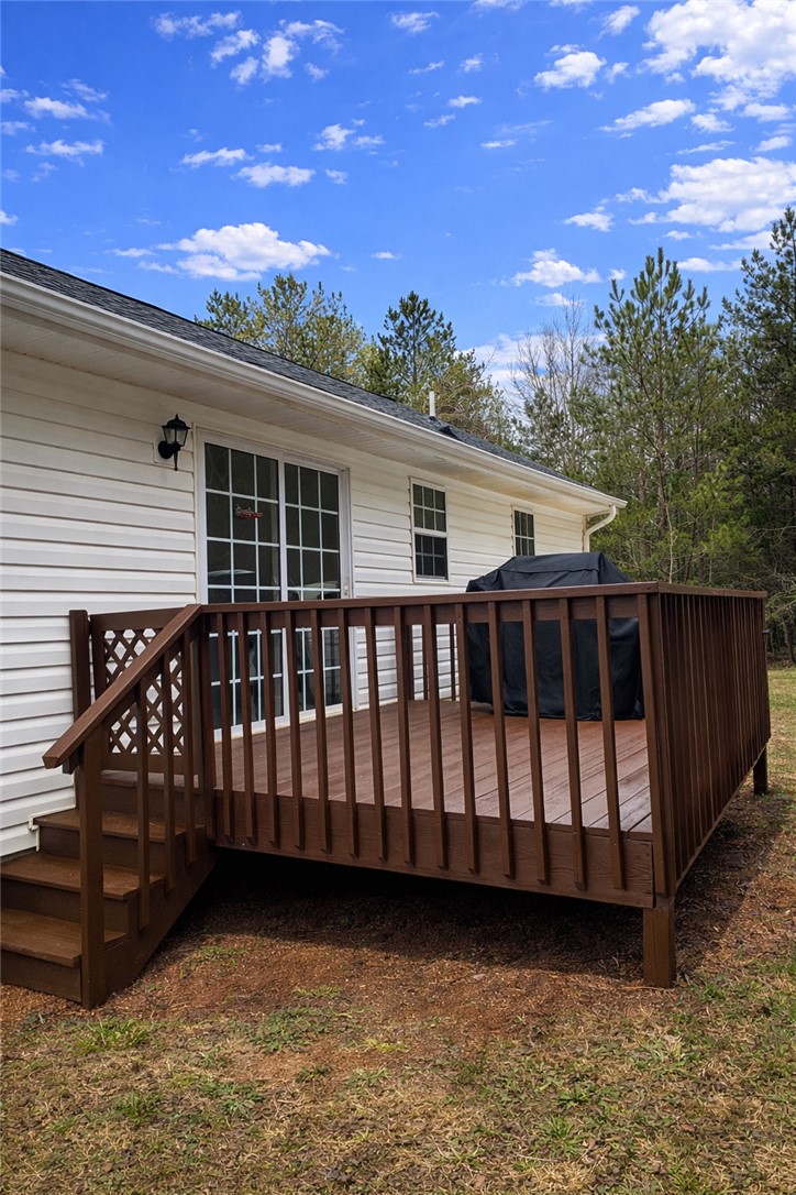 736 Rodgers Road Seneca, SC 29678 - Photo 4 of 10 This outdoor deck provides a perfect setting for relaxation and entertainment.
