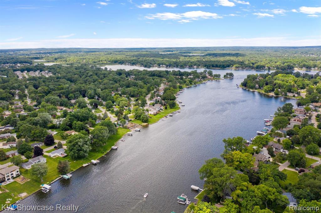 465 Penny Lake Road Wolverine Lake, MI 48390 - Photo 51 of 52