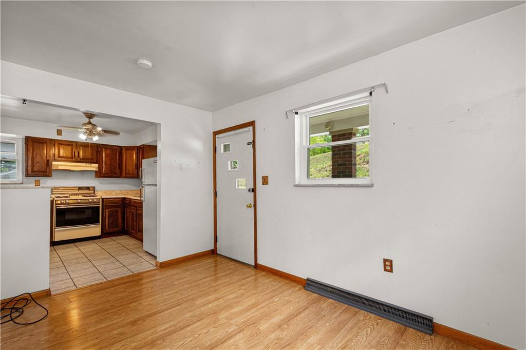 1511 Ridge Street Coraopolis, PA 15108 - Photo 6 of 32 Gallery Image 6