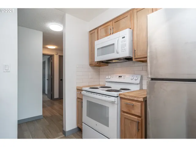 $119,990 | 885 Northeast Sunset Street, Unit 22, Roseburg, OR 97470