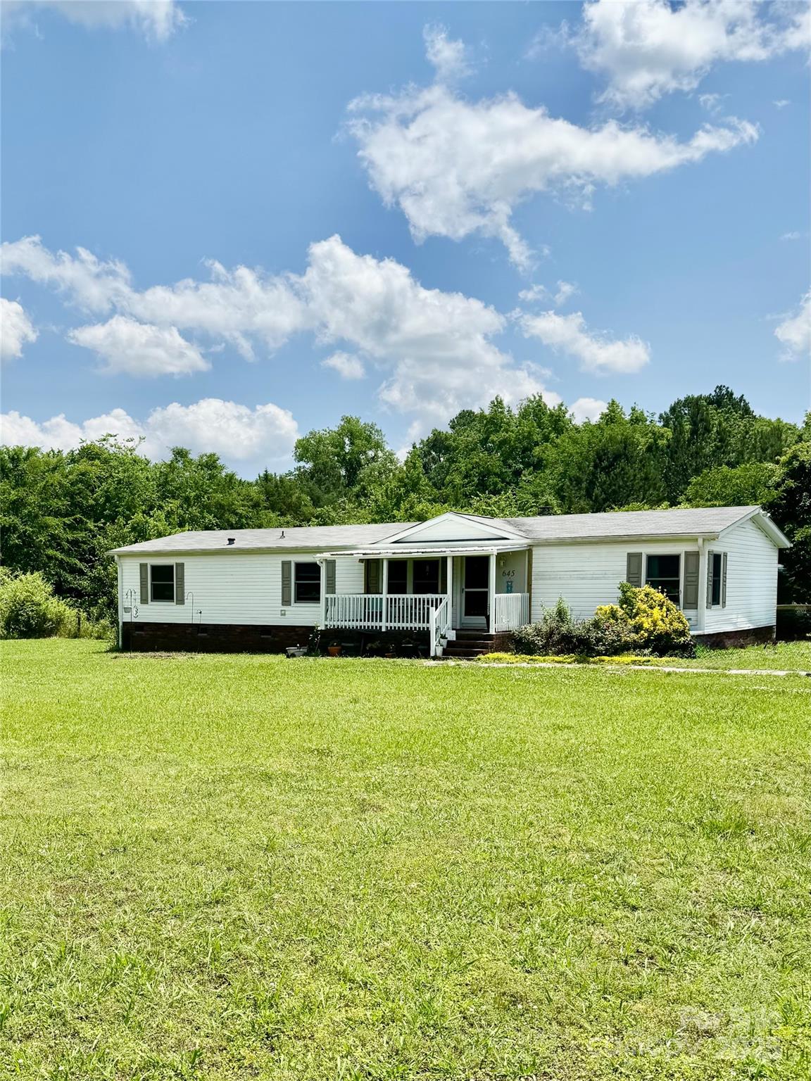 645 East Border Road Rock Hill, SC 29730 - Photo 1 of 37 Gallery Image 1