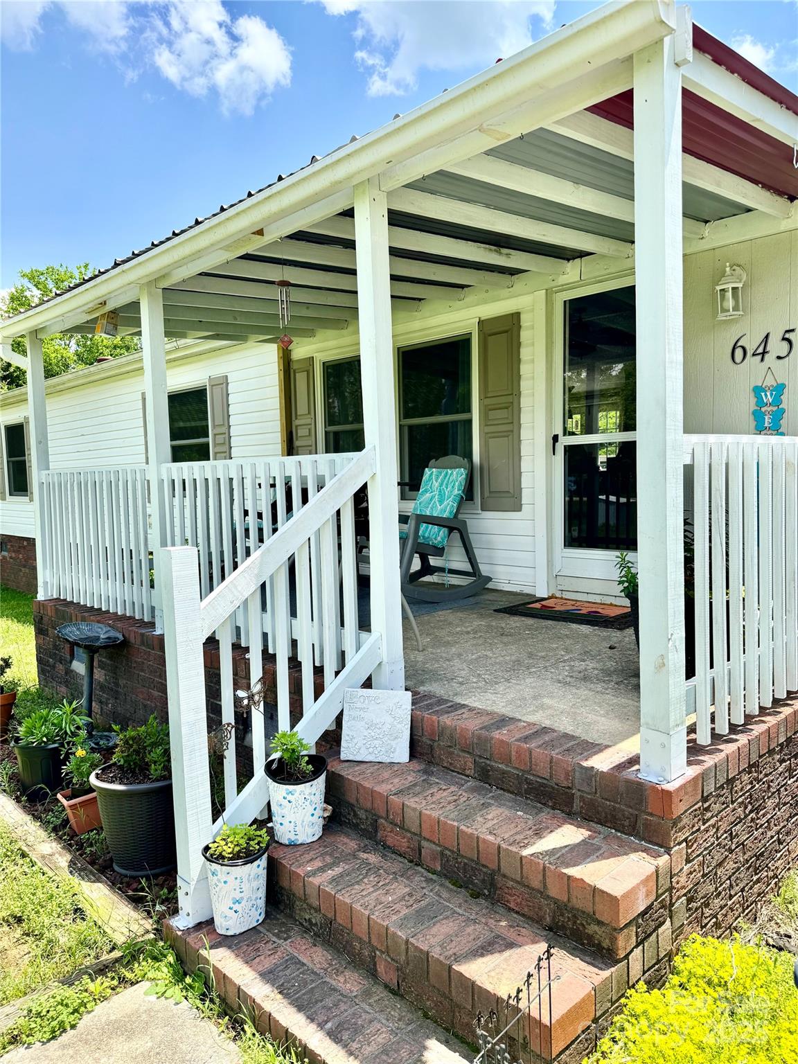 645 East Border Road Rock Hill, SC 29730 - Photo 2 of 37 Gallery Image 2