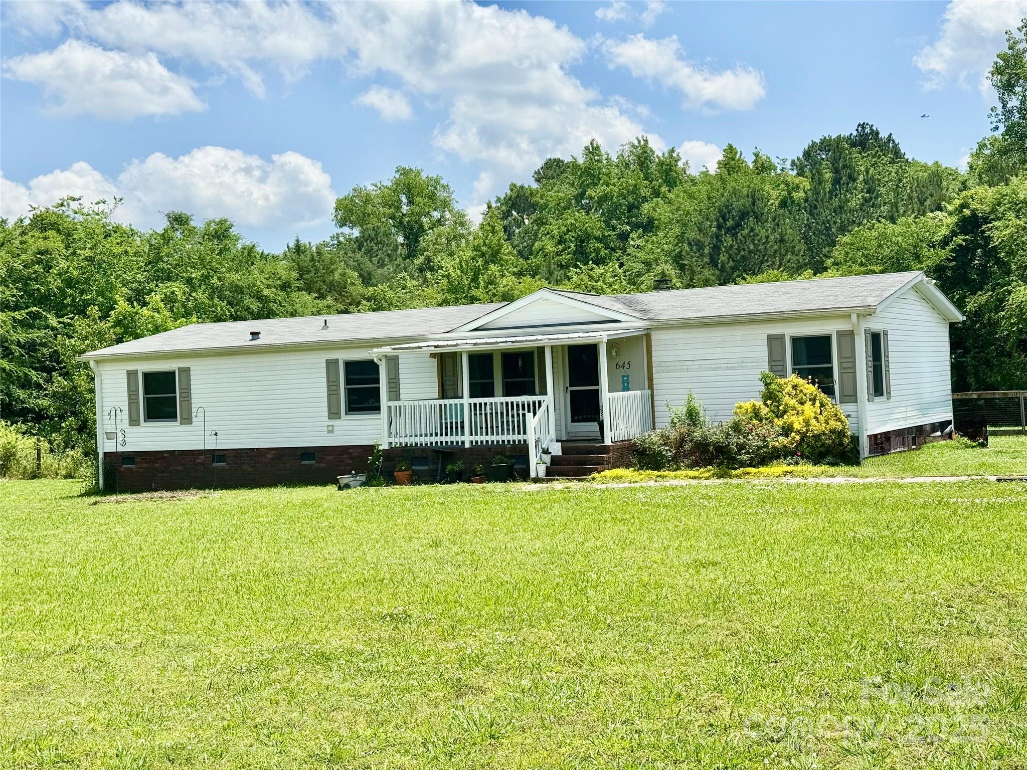 645 East Border Road Rock Hill, SC 29730 - Photo 4 of 37 Gallery Image 4