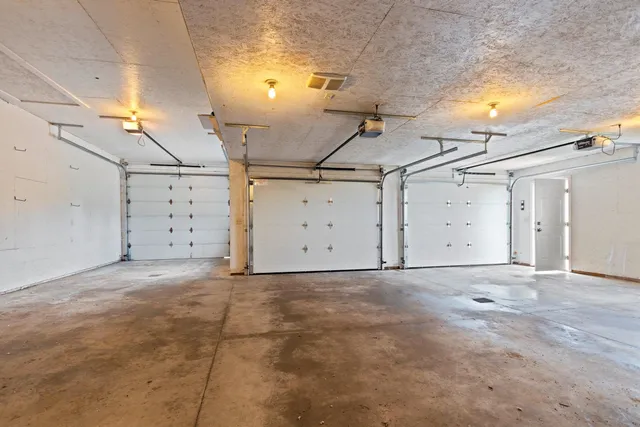 $724,900 | W2227 Redwood Drive, Pulaski, WI 54162