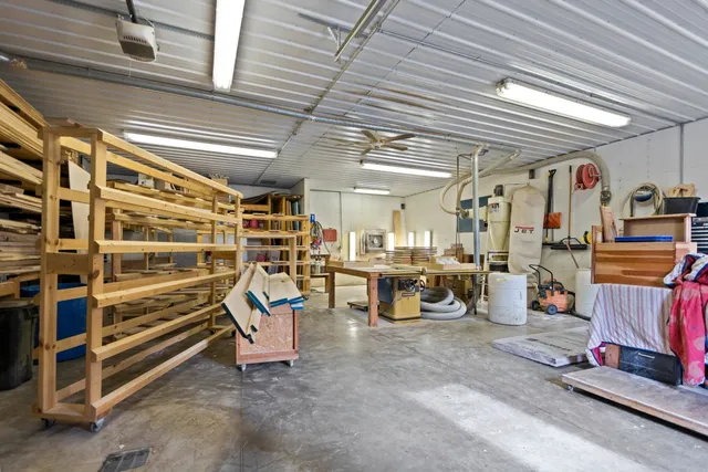 $724,900 | W2227 Redwood Drive, Pulaski, WI 54162