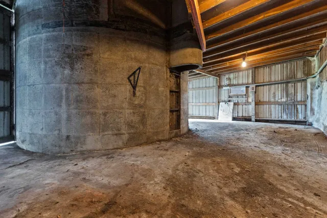 $724,900 | W2227 Redwood Drive, Pulaski, WI 54162