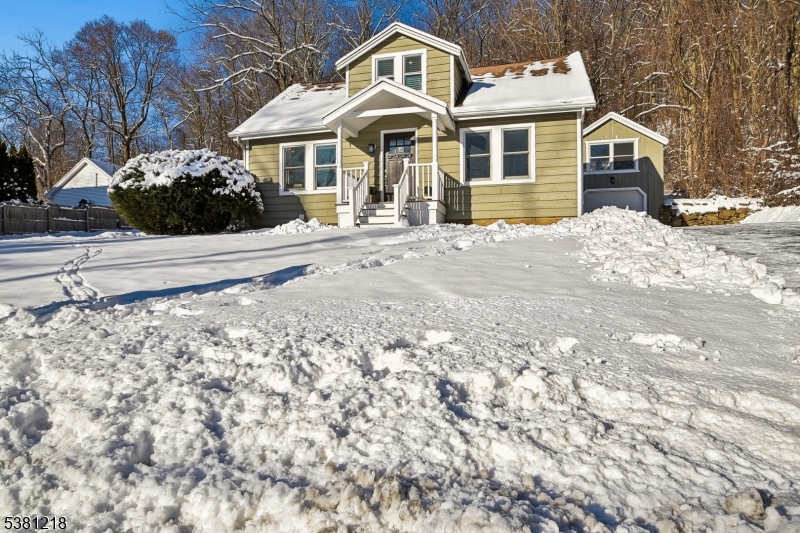 6 Cold Hill Road Morristown, NJ 07960 - Photo 2 of 24