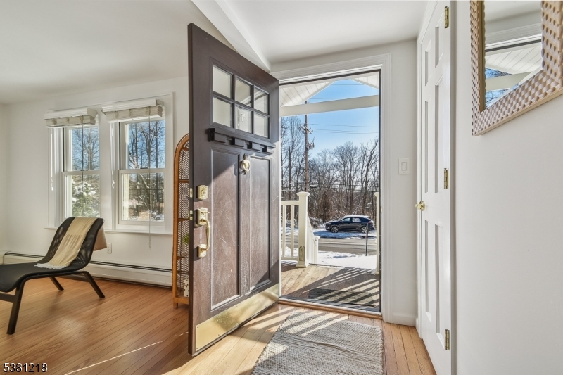 6 Cold Hill Road Morristown, NJ 07960 - Photo 4 of 24