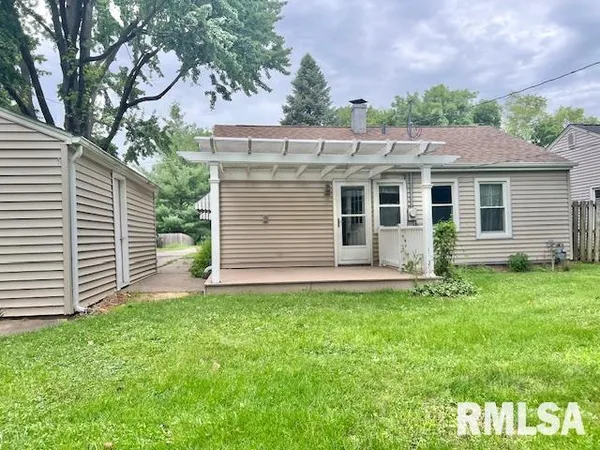 $125,000 | 4532 23rd Avenue, Rock Island, IL 61201