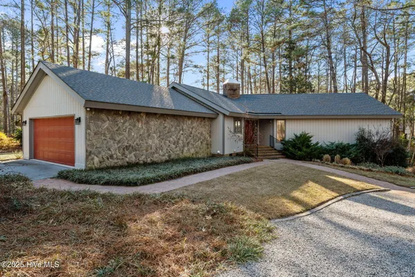 $395,000 | 15740 Fox Lane, Wagram, NC 28396