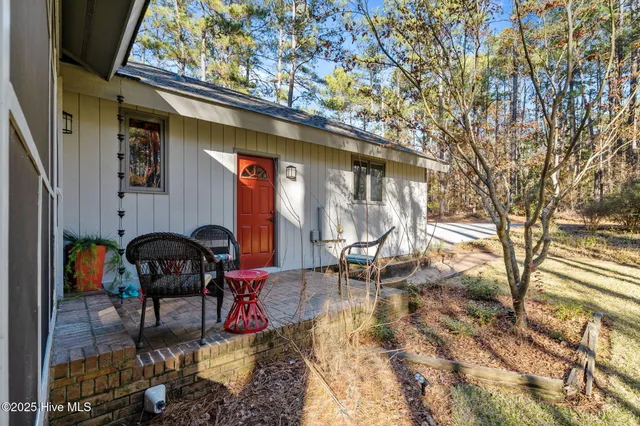 $395,000 | 15740 Fox Lane, Wagram, NC 28396