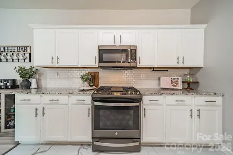 $400,000 | 12922 Rothe House Road, Charlotte, NC 28273