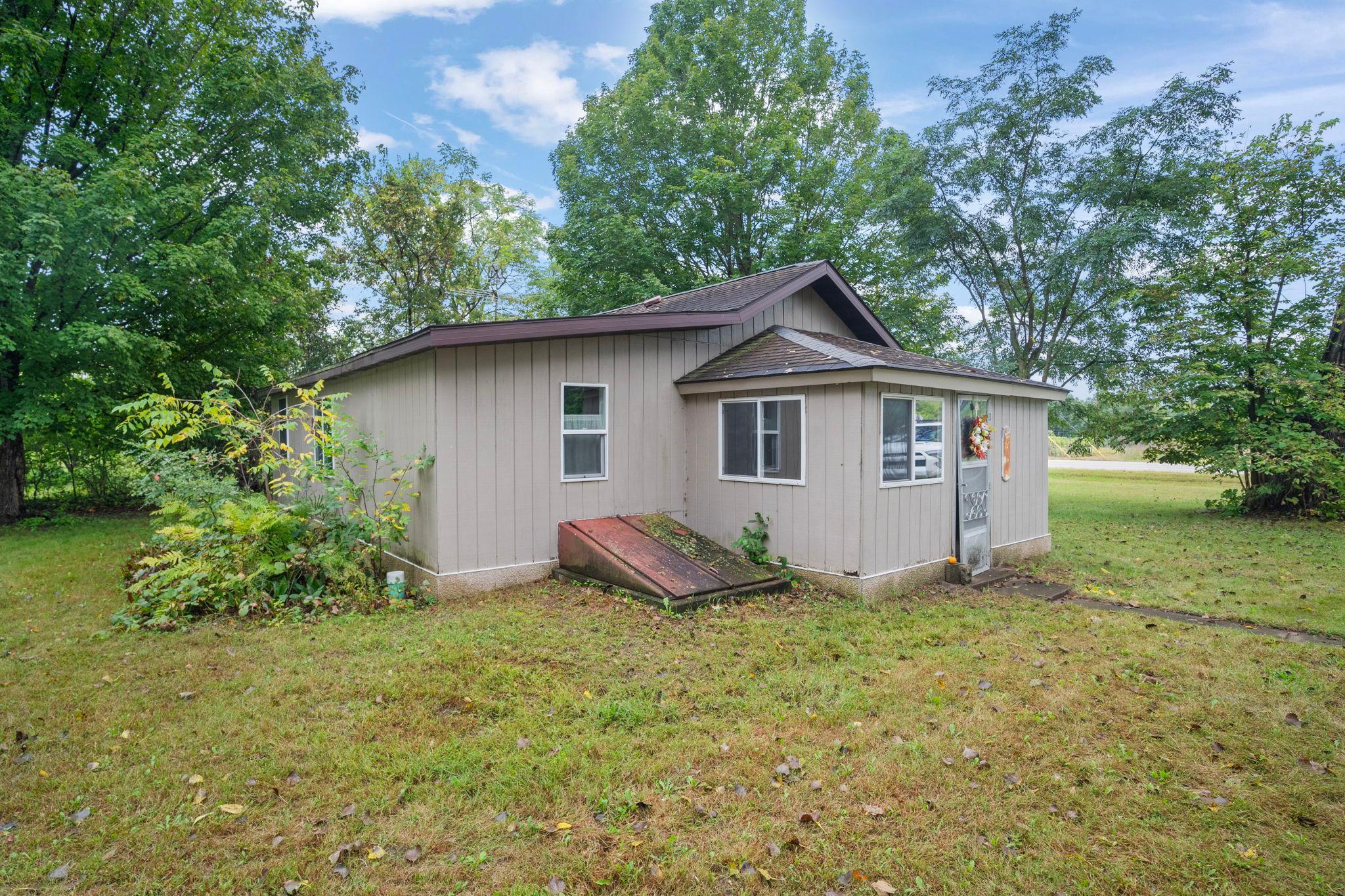 W9396 Highway 35 Pepin, WI 54759 - Photo 16 of 29