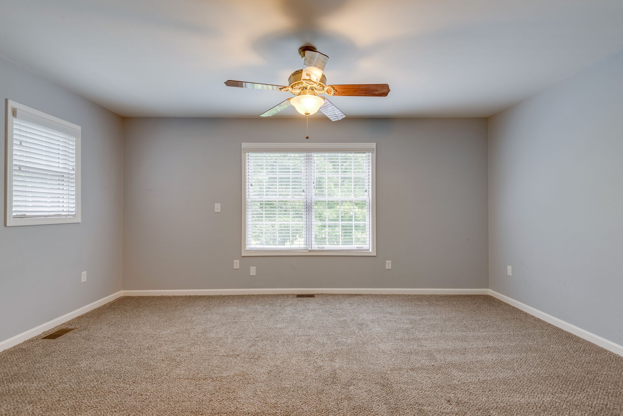 6201 Ladd Road Franklin, TN 37067 - Photo 20 of 28 a view of an empty room with a window