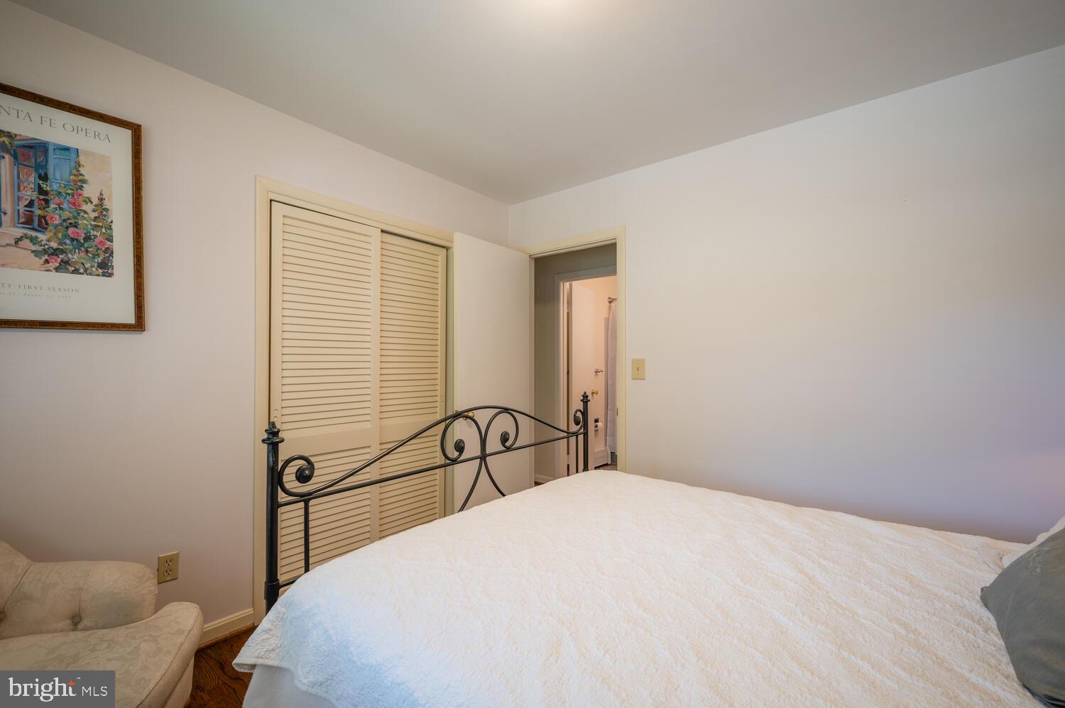5004 Sangamore Road Bethesda, MD 20816 - Photo 11 of 25 Gallery Image 11