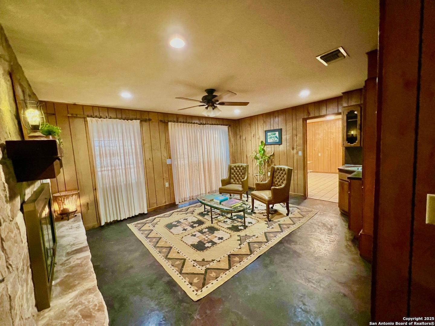 433 Fort Clark Road Brackettville, TX 78832 - Photo 7 of 46 a living room with couch and a table