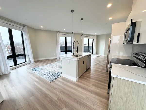 $2,995 | 1700 Dorchester Avenue, Unit 405, Boston, MA 02122