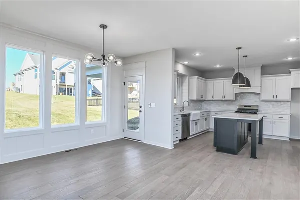 $754,950 | 23822 Clearcreek Parkway, Shawnee, KS 66226