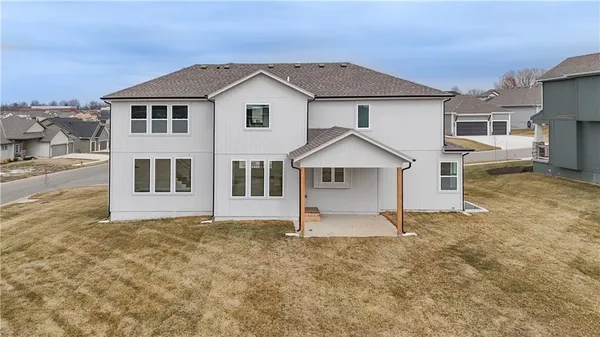 $754,950 | 23822 Clearcreek Parkway, Shawnee, KS 66226