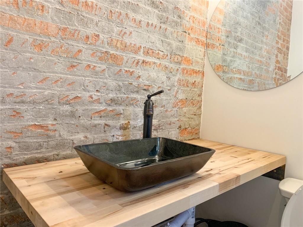 4704 East Washington Street Indianapolis, IN 46201 - Photo 30 of 49