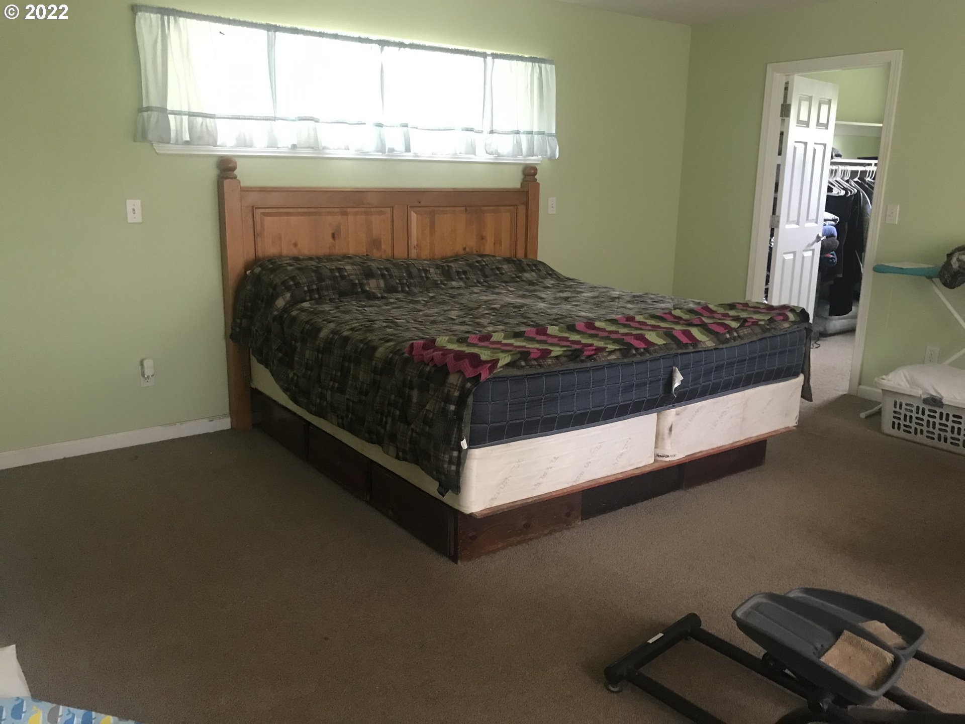 5913 Bullock Road Oakland, OR 97462 - Photo 15 of 31 Bedroom