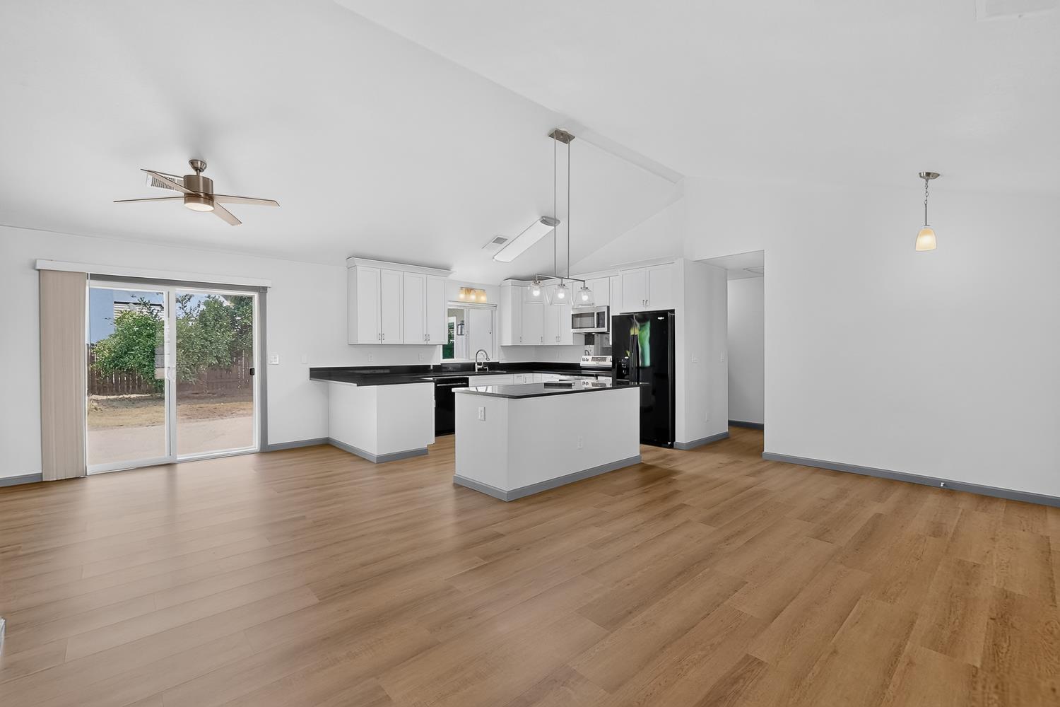 1663 Royo Ranchero Drive Yuba City, CA 95993 - Photo 11 of 81 Gallery Image 11
