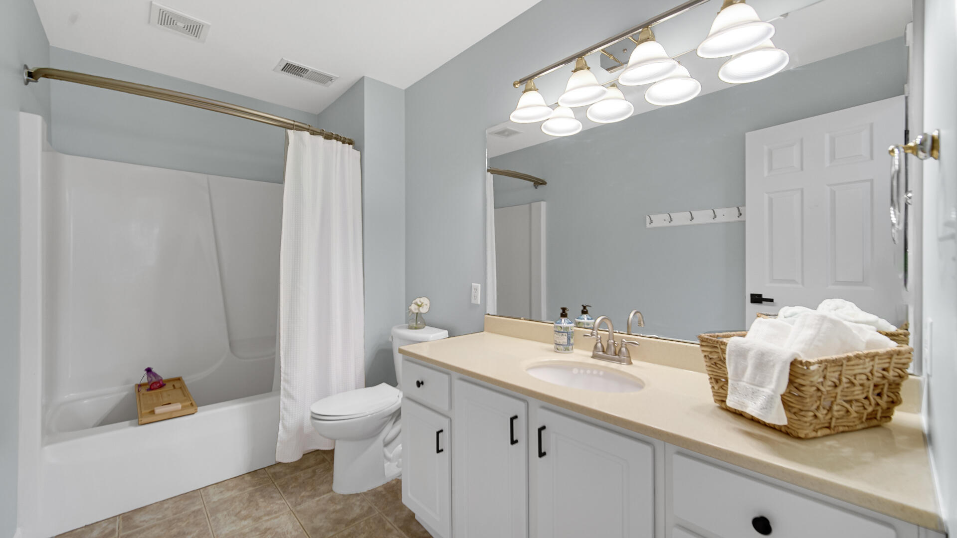 4592 Riesling Court La Porte, IN 46350 - Photo 21 of 28 1919x1080