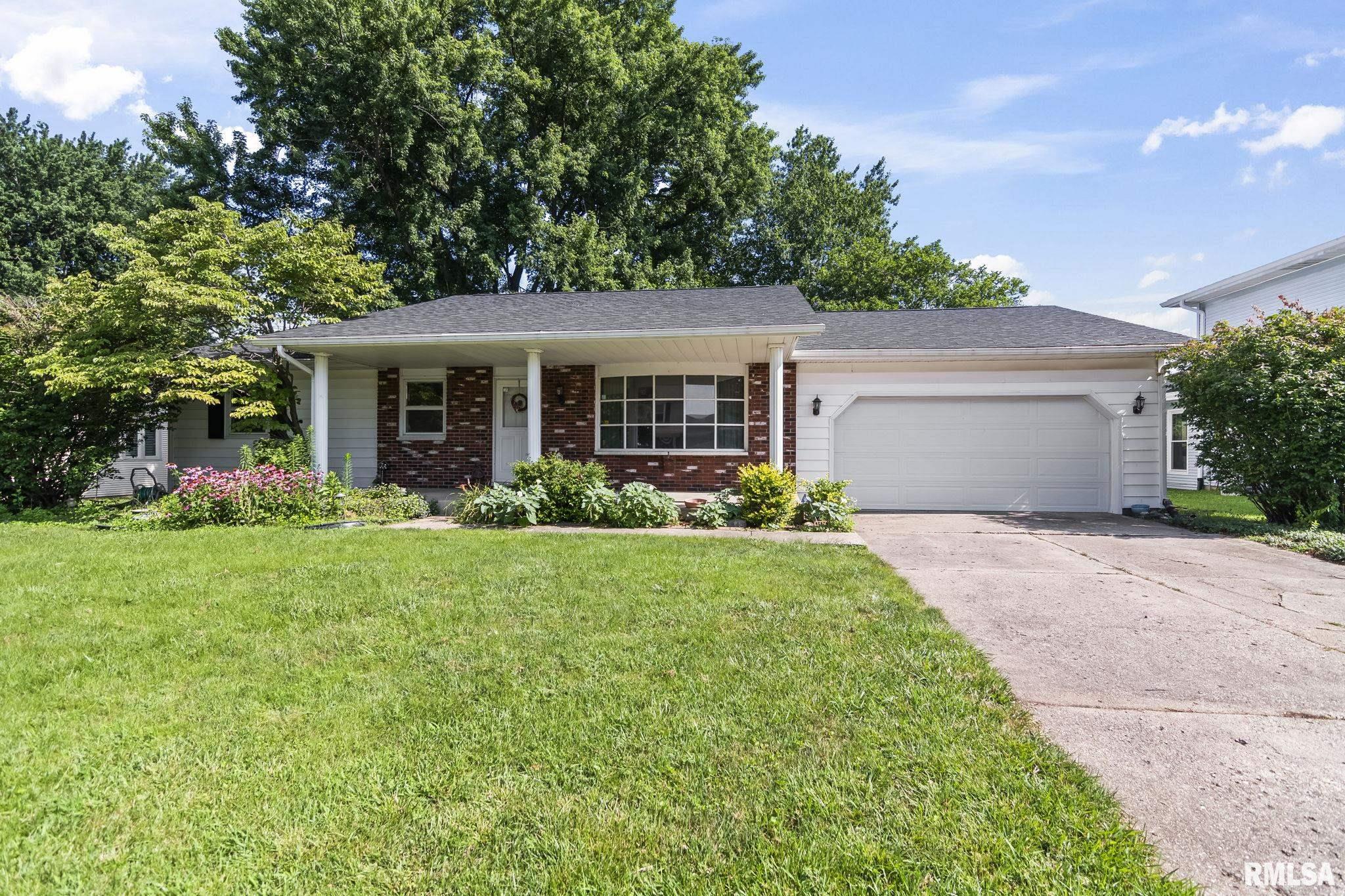 109 Basswood Road Springfield, IL 62712 - Photo 3 of 37