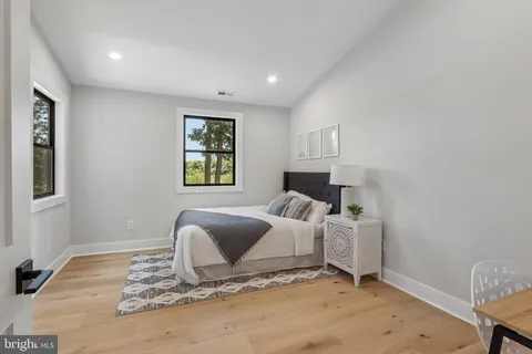 $2,295,000 | 2577 Wayland Road, Berwyn, PA 19312