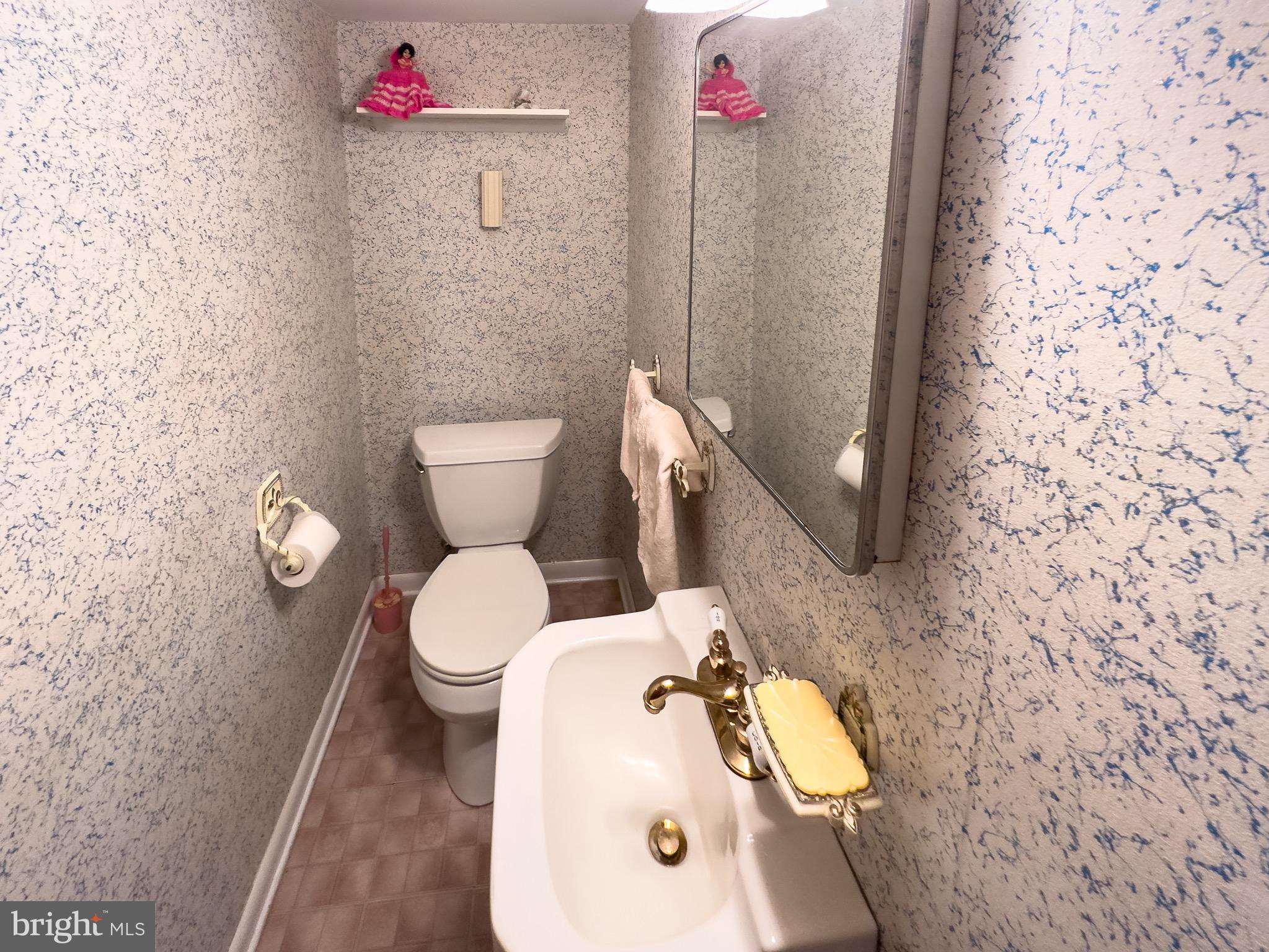 2206 Conrow Road Cinnaminson, NJ 08077 - Photo 13 of 27 Gallery Image 13