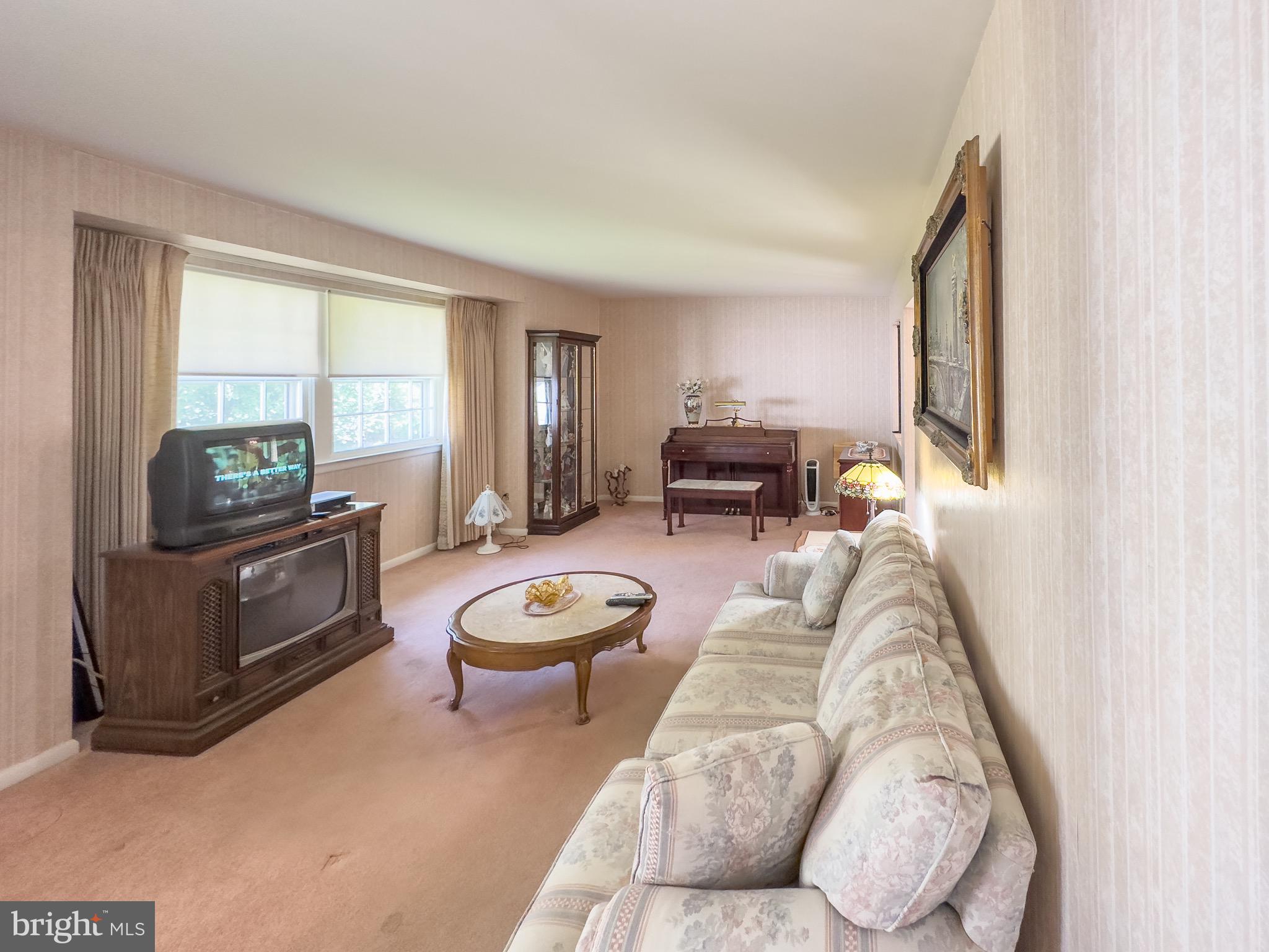 2206 Conrow Road Cinnaminson, NJ 08077 - Photo 3 of 27 Gallery Image 3