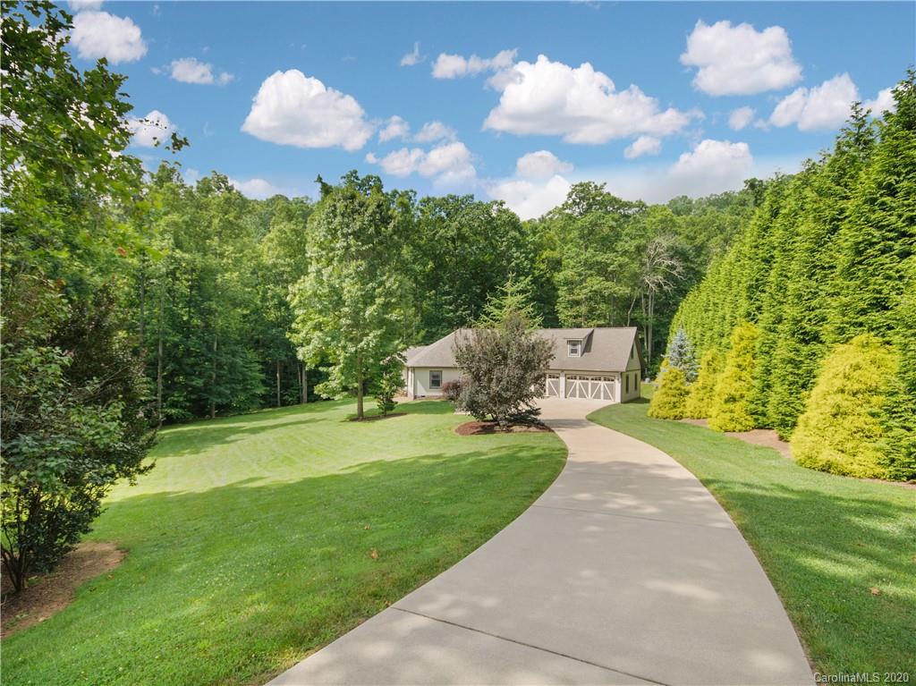 89 Vintage Road Candler, NC 28715 - Photo 4 of 38 Gallery Image 4
