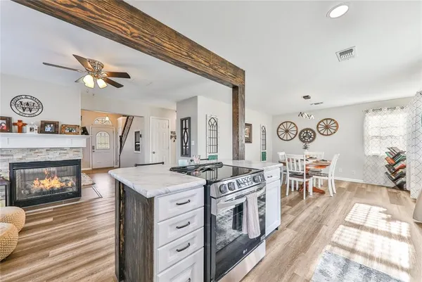 $375,000 | 1469 County Road 4500, Coffeyville, KS 67337