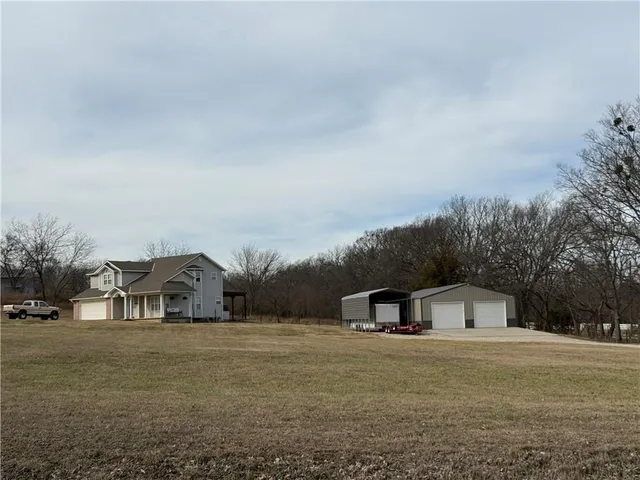 $399,000 | 1469 County Road 4500, Coffeyville, KS 67337