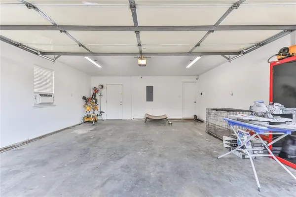 $375,000 | 1469 County Road 4500, Coffeyville, KS 67337