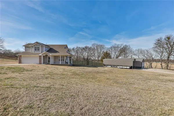 $375,000 | 1469 County Road 4500, Coffeyville, KS 67337