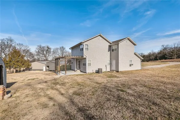 $375,000 | 1469 County Road 4500, Coffeyville, KS 67337
