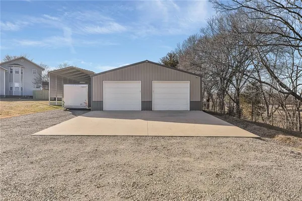 $375,000 | 1469 County Road 4500, Coffeyville, KS 67337