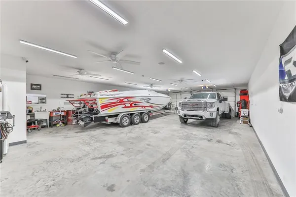 $375,000 | 1469 County Road 4500, Coffeyville, KS 67337