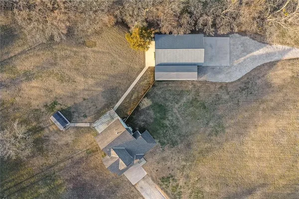 $375,000 | 1469 County Road 4500, Coffeyville, KS 67337