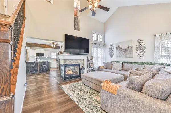$375,000 | 1469 County Road 4500, Coffeyville, KS 67337