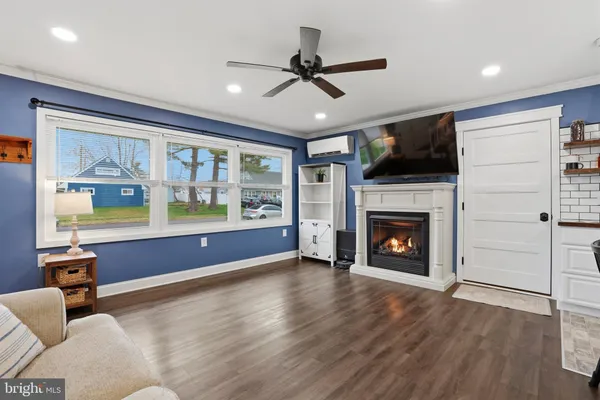 $450,000 | 157 Mill Drive, Levittown, PA 19056
