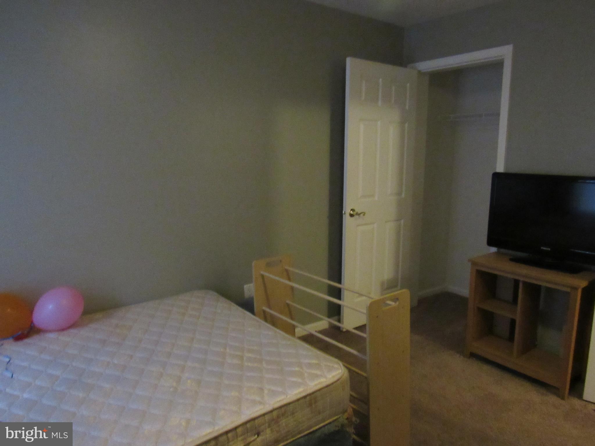 2043 Mountain Road Front Royal, VA 22630 - Photo 17 of 27 Bedroom