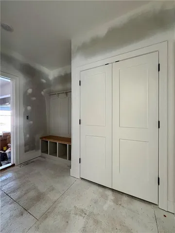 $700,000 | 7509 Northeast 103rd Terrace, Kansas City, MO 64157