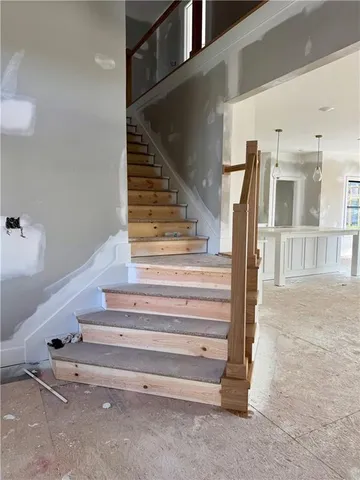 $700,000 | 7509 Northeast 103rd Terrace, Kansas City, MO 64157