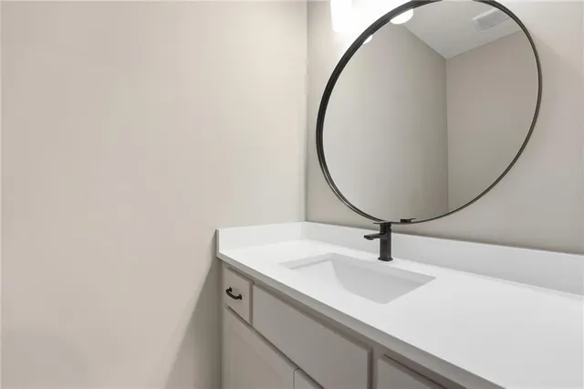 $700,000 | 7509 Northeast 103rd Terrace, Kansas City, MO 64157