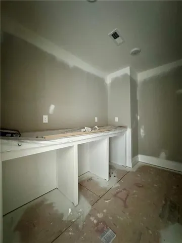 $700,000 | 7509 Northeast 103rd Terrace, Kansas City, MO 64157